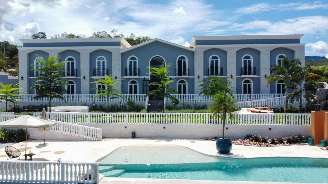 Vila Pugliesi Hotel Boutique เลนโซยส์ ภายนอก รูปภาพ