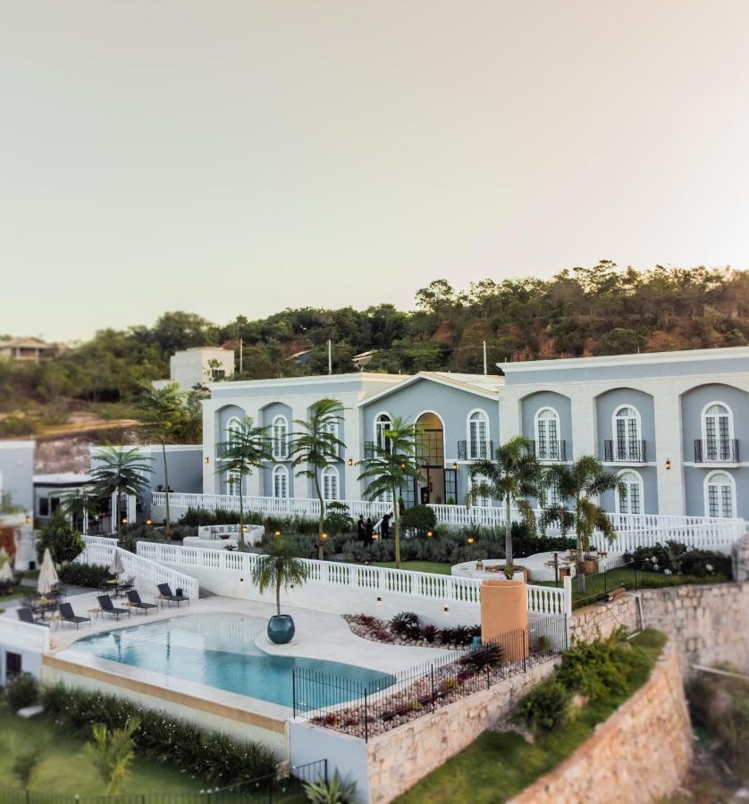 Vila Pugliesi Hotel Boutique เลนโซยส์ ภายนอก รูปภาพ