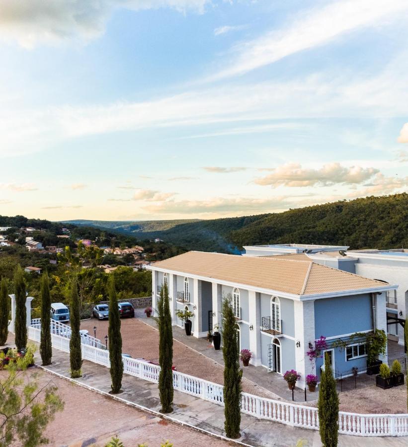 Vila Pugliesi Hotel Boutique เลนโซยส์ ภายนอก รูปภาพ