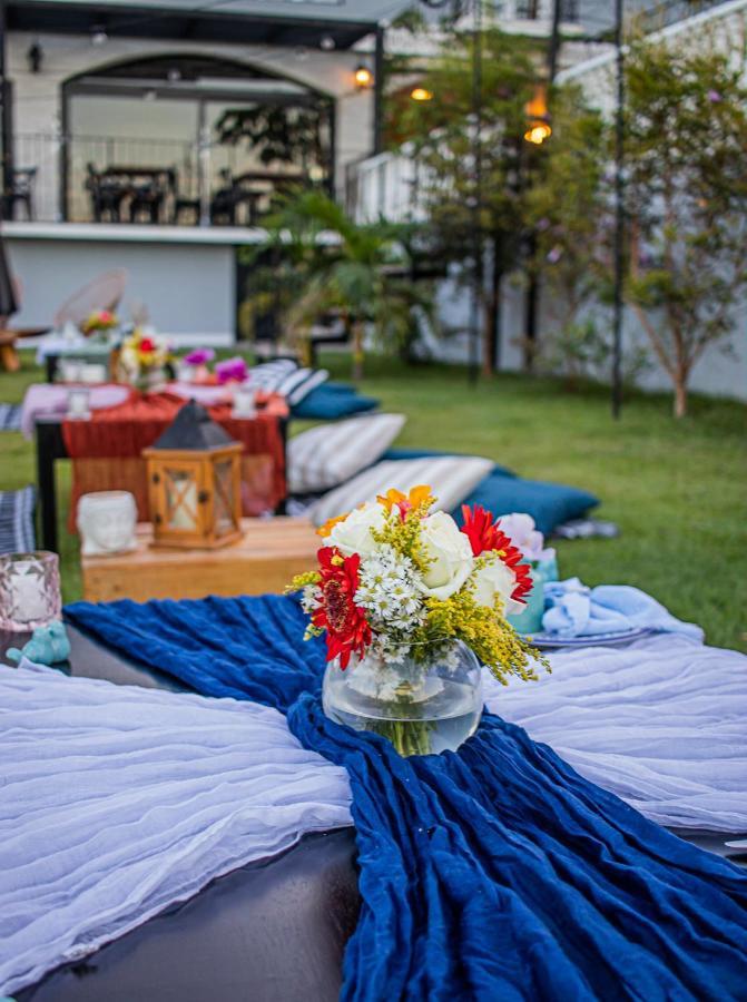 Vila Pugliesi Hotel Boutique เลนโซยส์ ภายนอก รูปภาพ